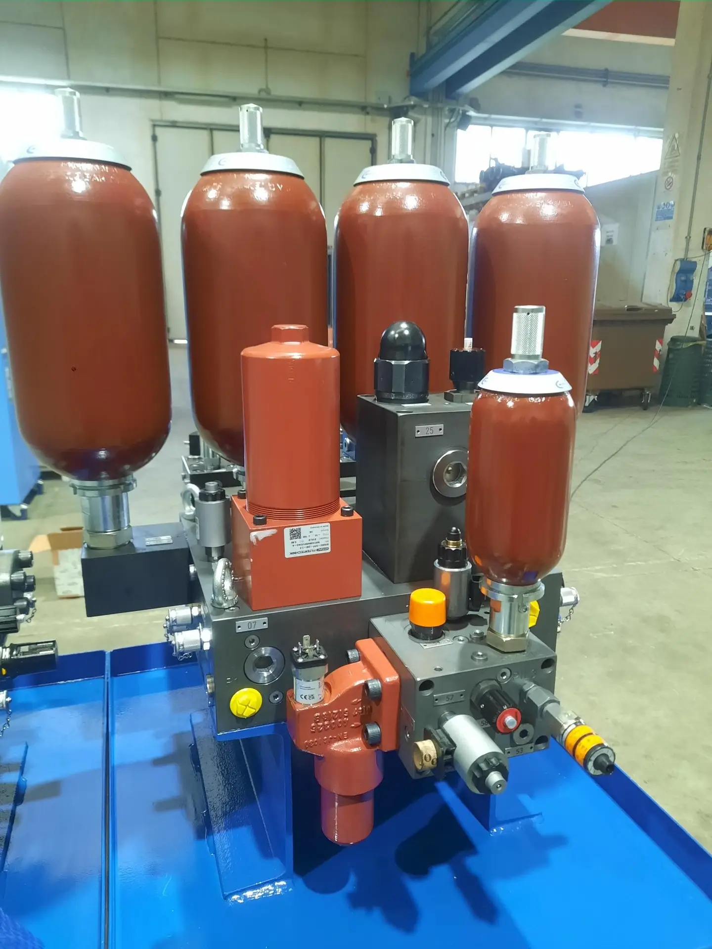 Manifold HSM_2