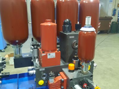 Manifold HSM_2 Manifold HSM_2